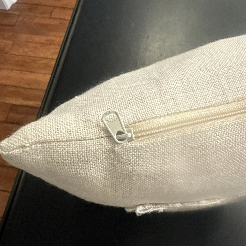 Light Beige Cotton Linen  CROCHET Lace Trim PILLOW RUFFLED EDGE EUC